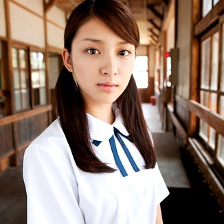 Emi Takei 武井咲