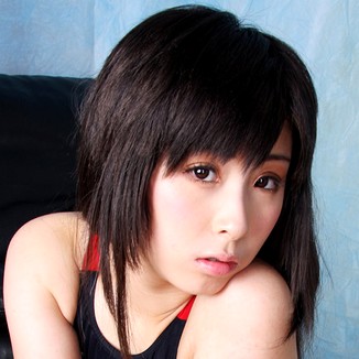 Mizuki Akai 赤井美月